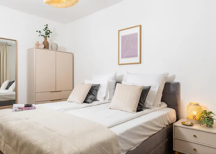 公寓 Vistula River Wawel Castle Swimming Pool Sauna Gym 克拉科夫