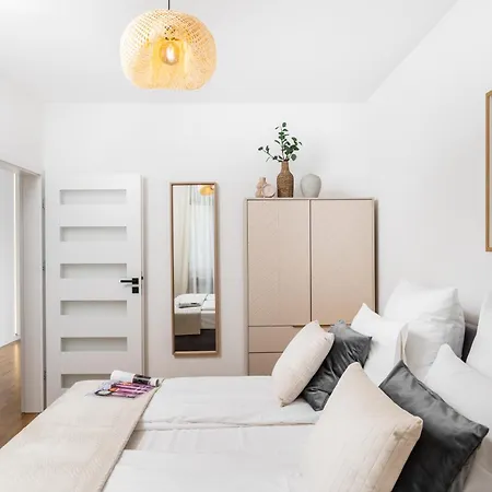 Vistula River Wawel Castle Swimming Pool Sauna Gym Apartament *